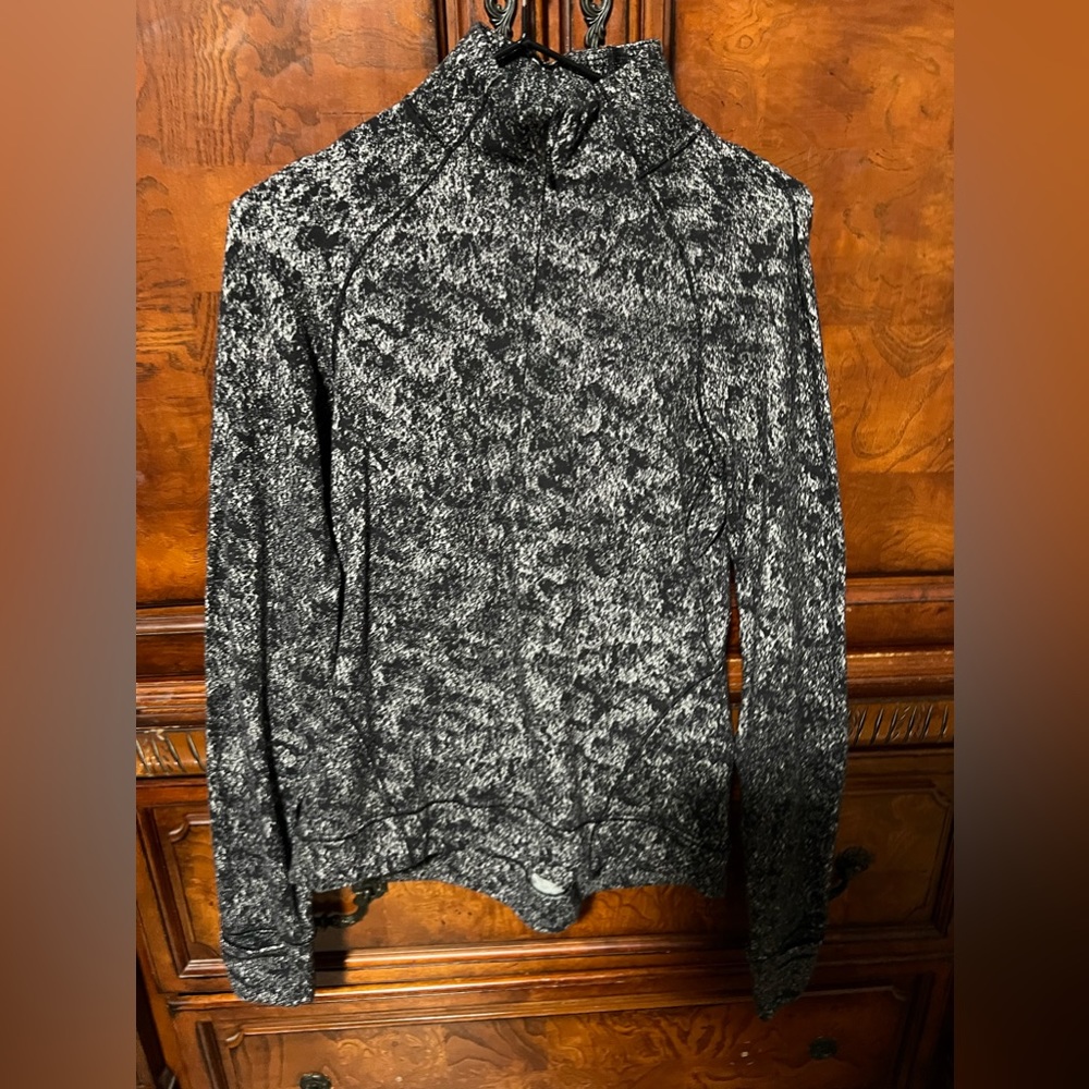 Lululemon Pullover Jacket - image 1